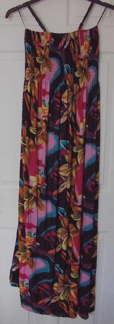 Preview of the first image of New gorgeous ladies long multi-coloured dress - one size B24.