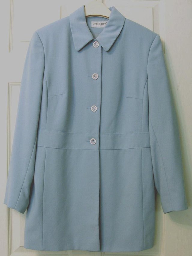 Preview of the first image of GORGEOUS BLUE JACKET BY LOUIS CHARLES OF LONDON - SZ 14 B16.