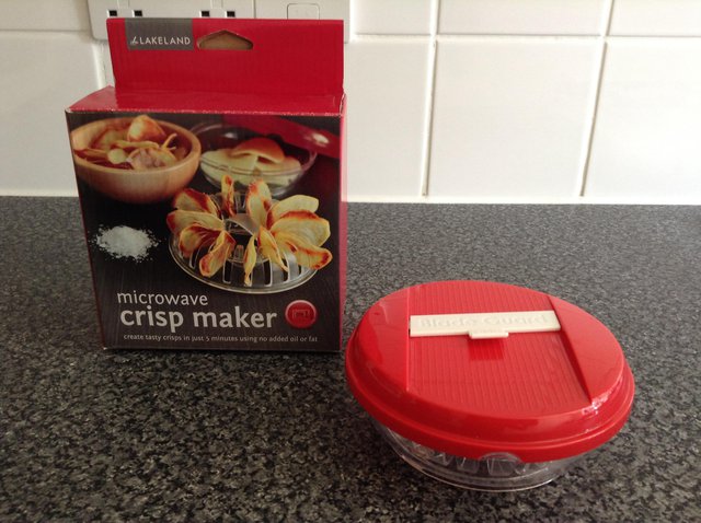 Preview of the first image of LAKELAND MICROWAVE CRISP MAKER.