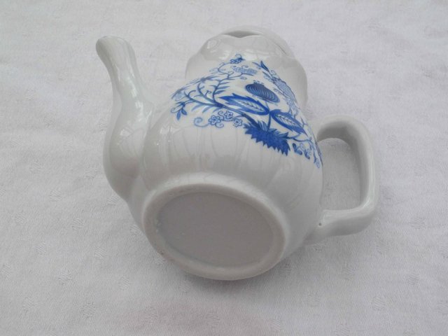 Image 2 of Blue and white small teapot