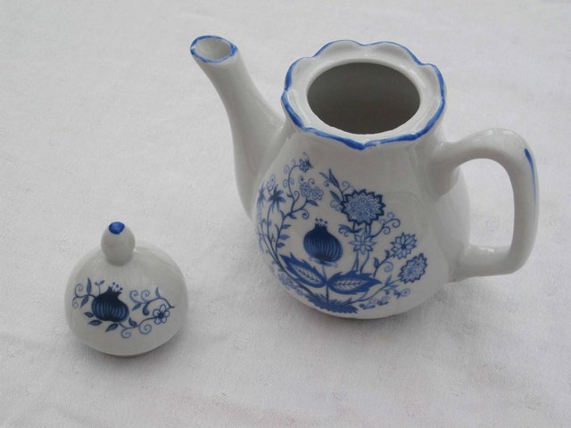 Image 3 of Blue and white small teapot