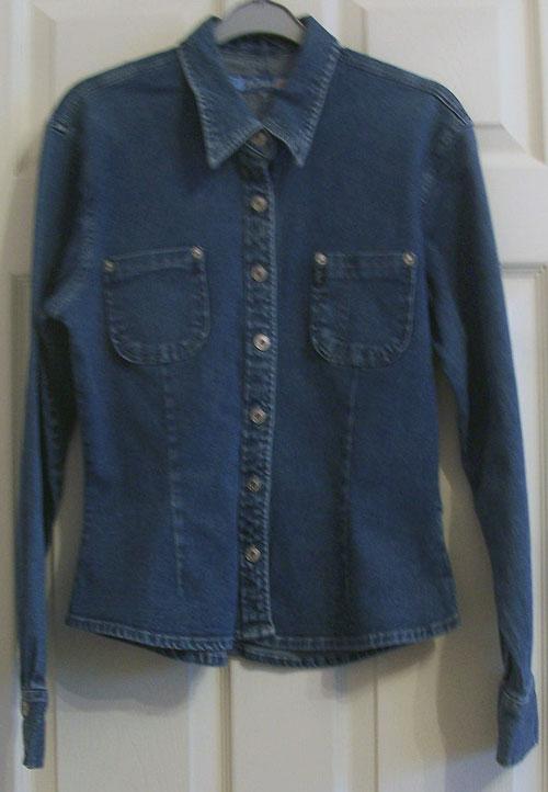 Preview of the first image of LADIES FITTED DENIM SHIRT BY FALMER - 36" BUST (B1).