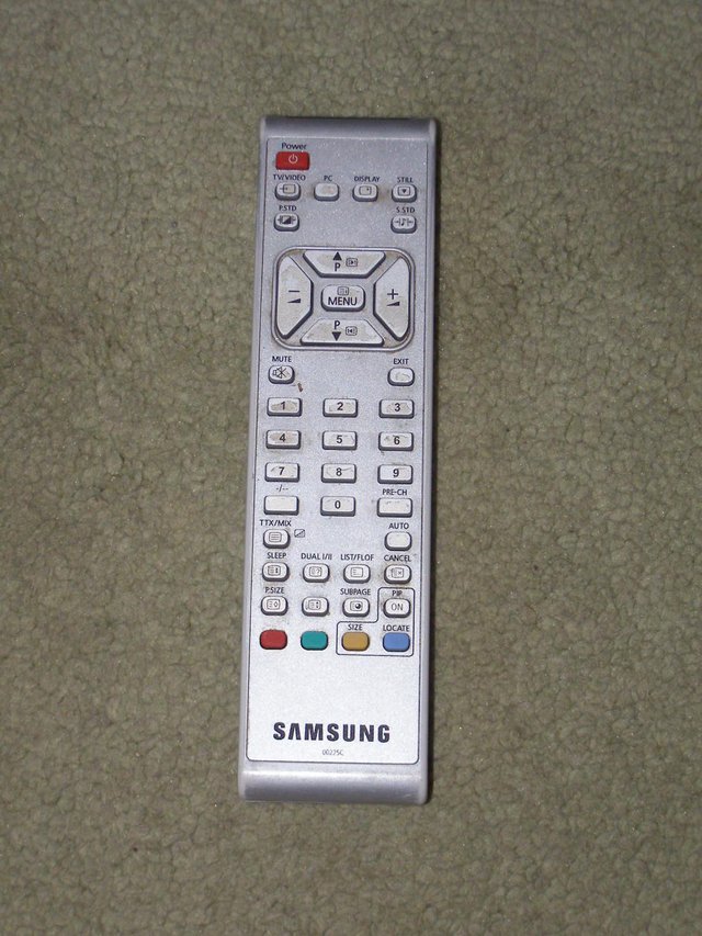 Preview of the first image of Remote Control Samsung 00225C  (Incl P&P).