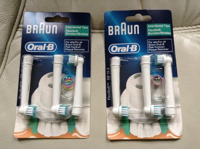 Preview of the first image of BRAUN ORAL-B PLAQUE REMOVER & 2 x PACKS REPLACEMENT BRUSHES.