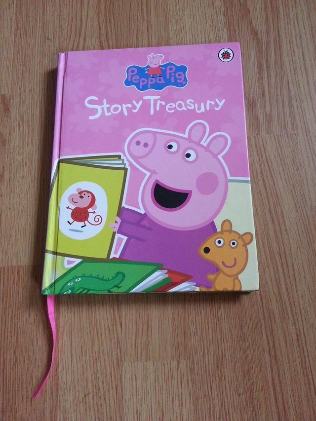 Preview of the first image of Peppa Pig hardback Story Treasury 8 books.