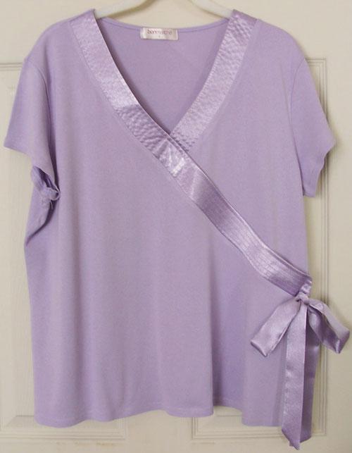 Preview of the first image of LADIES LILAC TOP WITH TIE DETAIL BY BON MARCHE - SZ L   B11.