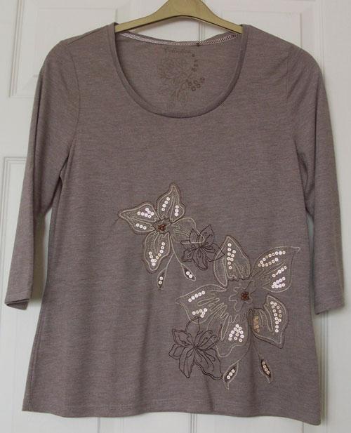 Preview of the first image of PRETTY LADIES BROWN EMBROIDERED TOP BY GEORGE - SZ 14 B4.