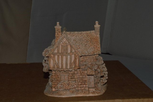 Image 3 of Lilliput Lane - Catmint Cottage (P.Y.O)