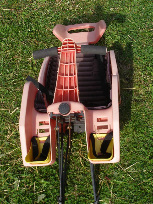 Image 2 of Child seat for bicycle.