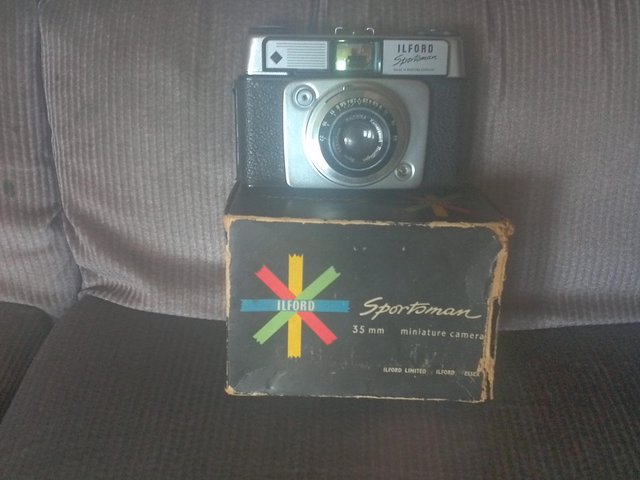 Preview of the first image of Ilford Sportsman 35 mm miniature camera.