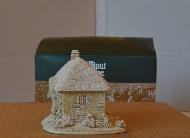 Image 3 of Lilliput Lane - From Me to You(P.Y.O)