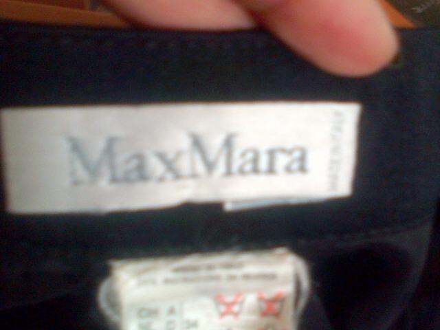 Preview of the first image of GENUINE MaxMara Black Wool Skirt UK8 immaculate.
