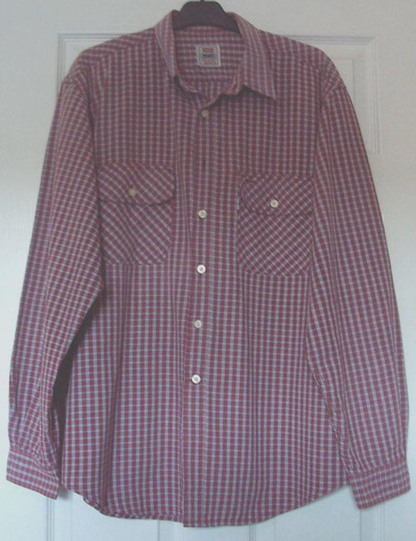 Preview of the first image of GORGEOUS MEN'S RED CHECK SHIRT BY LEVI - SZ XL B8.
