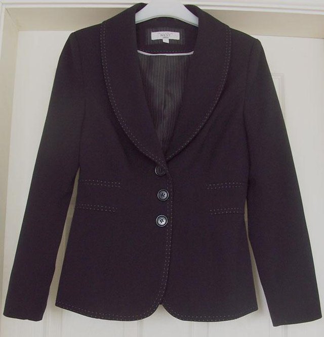 Preview of the first image of GORGEOUS LADIES BLACK JACKET BY NEXT PETITE - SZ 8.