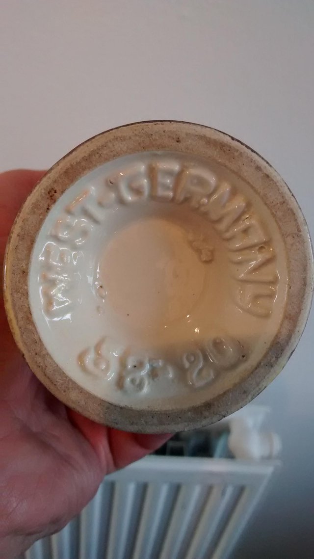 Preview of the first image of WEST GERMAN VASE.