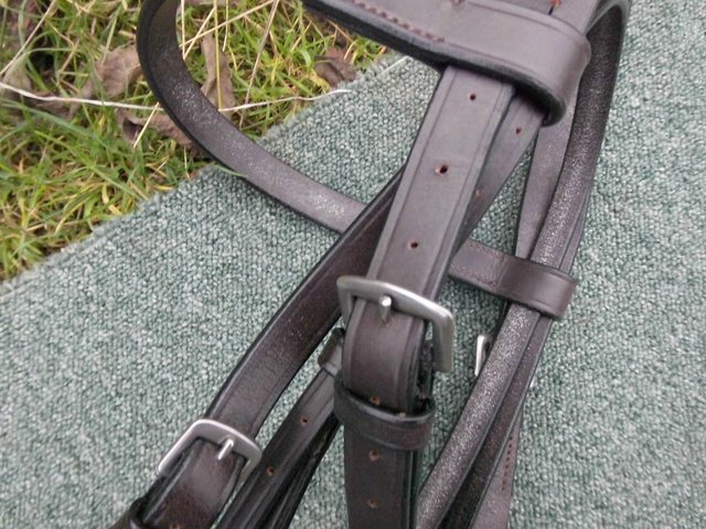 Image 2 of Shires Black Leather F/S and Cob Hunter bridles