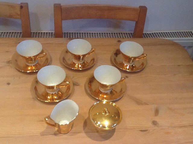 Preview of the first image of Vintage Bavaria tea set.