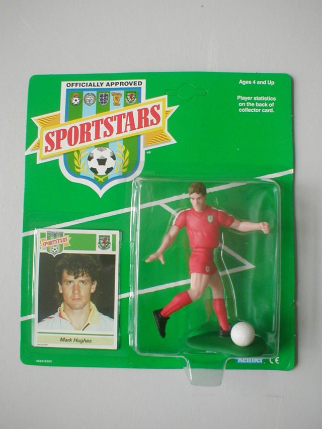 Image 3 of Kenner Sportstars, England, Wales 4" Figs, Euro 2024 !