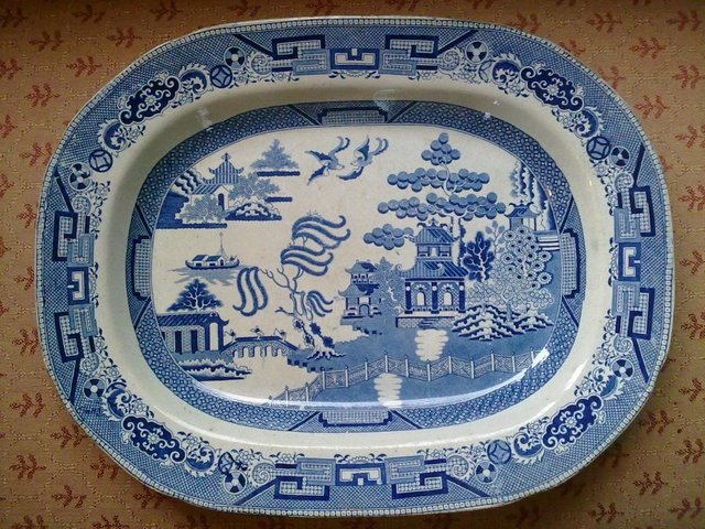 Preview of the first image of Blue and White willow pattern meat dish.