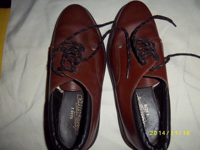 Preview of the first image of Mens Brown Shoes.