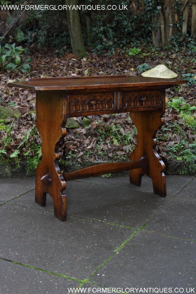 Image 16 of TITCHMARSH & GOODWIN CARVED OAK TWO DRAWER HALL / SIDE TABLE