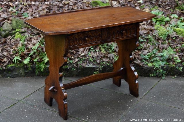 Image 32 of TITCHMARSH & GOODWIN CARVED OAK TWO DRAWER HALL / SIDE TABLE