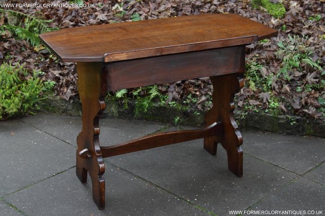 Image 39 of TITCHMARSH & GOODWIN CARVED OAK TWO DRAWER HALL / SIDE TABLE