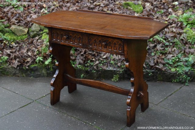 Image 40 of TITCHMARSH & GOODWIN CARVED OAK TWO DRAWER HALL / SIDE TABLE