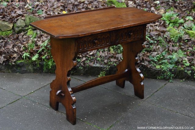 Image 47 of TITCHMARSH & GOODWIN CARVED OAK TWO DRAWER HALL / SIDE TABLE