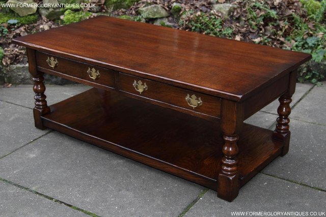 Image 46 of A TITCHMARSH GOODWIN STYLE OAK COFFEE PHONE SIDE LAMP TABLE