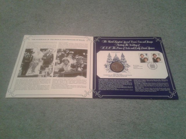 Preview of the first image of 1981 Great Britain 25 New Pence Coin KM# 925 and Stamps.