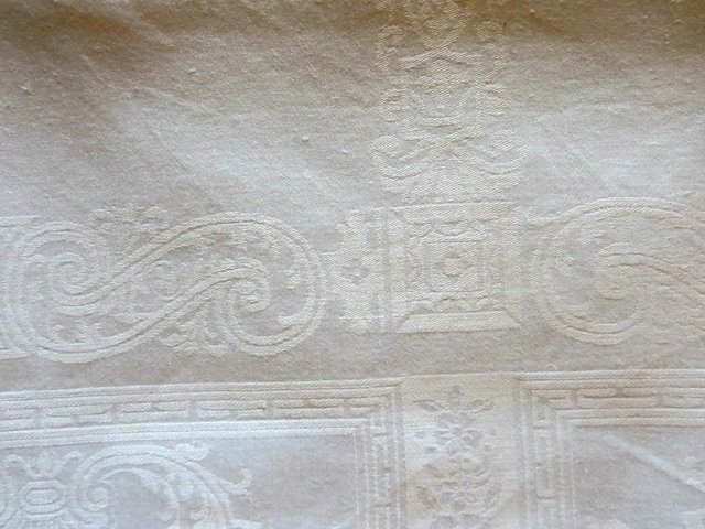Image 2 of White linen tablecloth