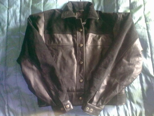 Preview of the first image of Leather Jacket Echtes Leder.