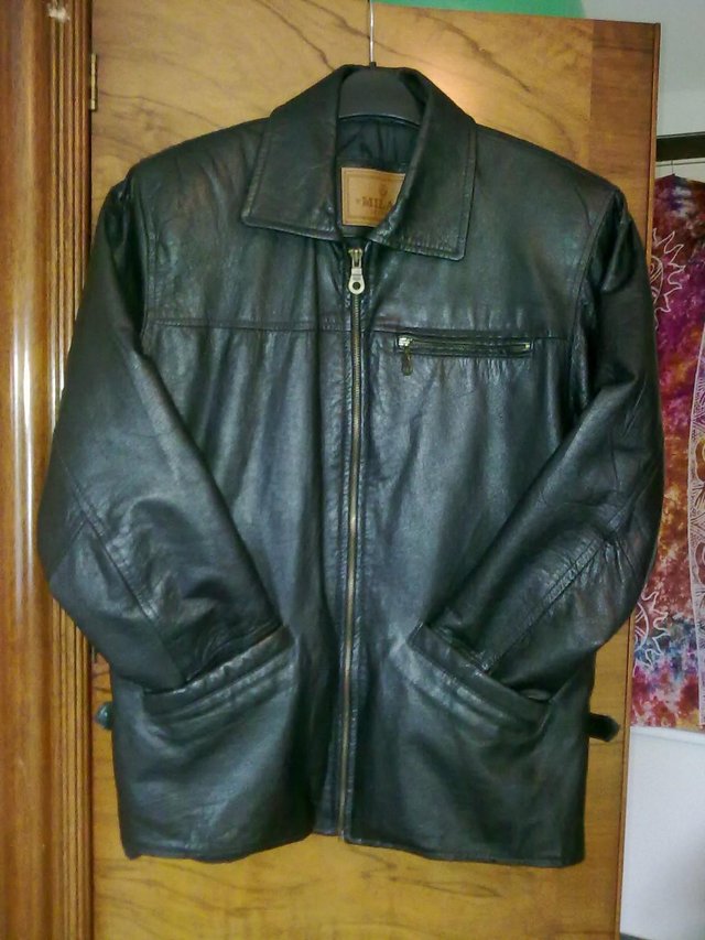 Preview of the first image of Lady's Leather Jacket size 14.