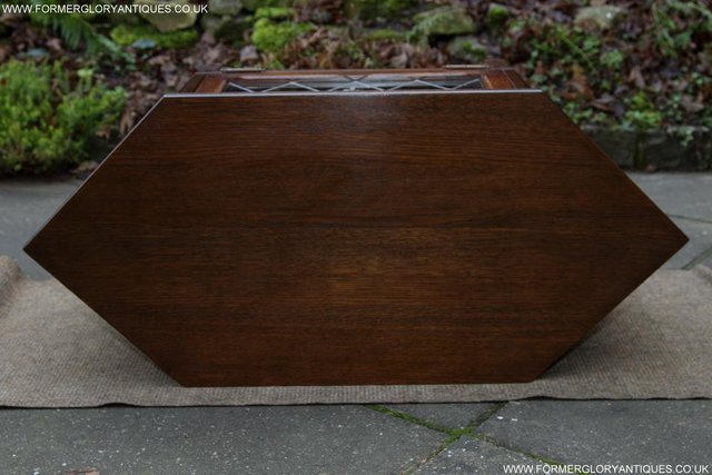 Image 29 of OLD MILL / CHARM DARK OAK TV HI FI CD STAND TABLE CABINET