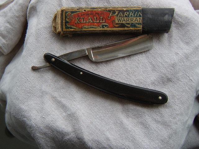 Image 2 of Vintage shaving tackle