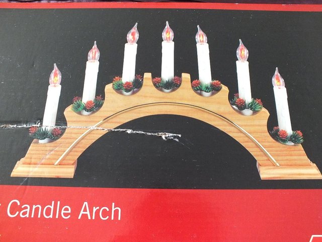 Image 2 of Christmas Welcome Candle Decoration (New)