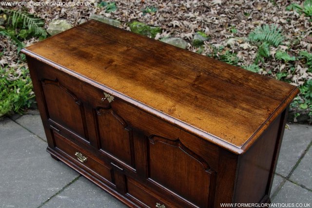 Image 55 of TITCHMARSH & GOODWIN OAK BLANKET DOWER CHEST BOX COFFER