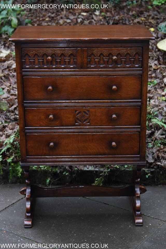 Image 34 of TITCHMARSH & GOODWIN CARVED OAK CHEST OF FOUR DRAWERS STAND