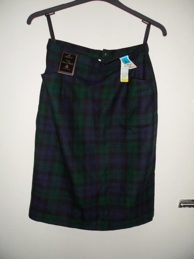 Preview of the first image of Marks & Spencer ladies skirt.