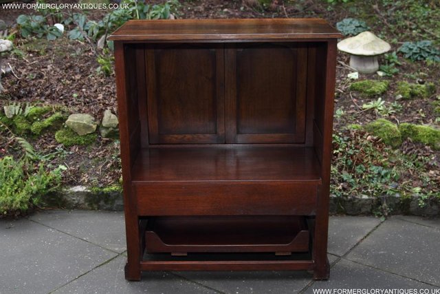 Image 6 of TITCHMARSH AND GOODWIN OAK TV HI FI DVD STAND TABLE CABINET