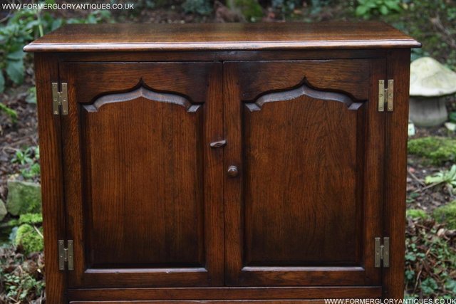 Image 9 of TITCHMARSH AND GOODWIN OAK TV HI FI DVD STAND TABLE CABINET
