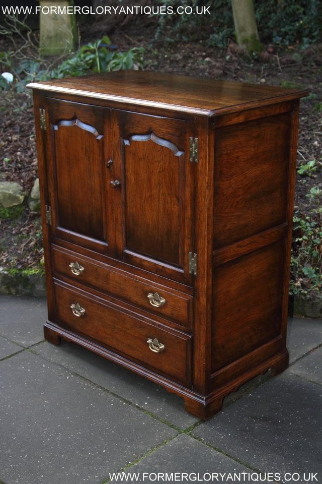 Image 26 of TITCHMARSH AND GOODWIN OAK TV HI FI DVD STAND TABLE CABINET