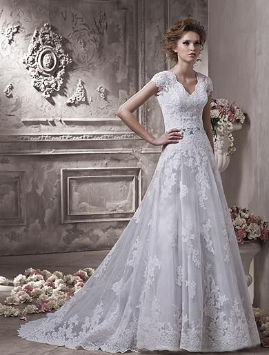 Image 3 of Reduced Benjamin Roberts 2302 Lace Wedding Dress Ivory