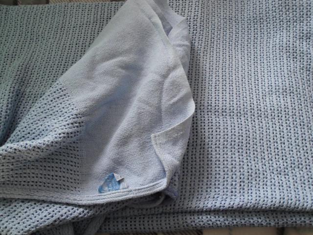 Preview of the first image of Double cotton cellular blankets - used.
