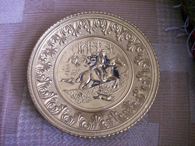 Image 2 of Brass Plaque / Plate Hunting (Horses & Hounds)