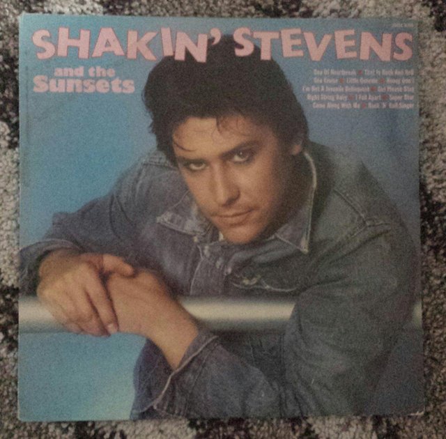 Preview of the first image of shakin stevens.
