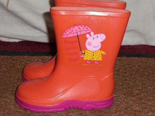 Image 2 of Peppa Pig Wellies Size 8 (infant)