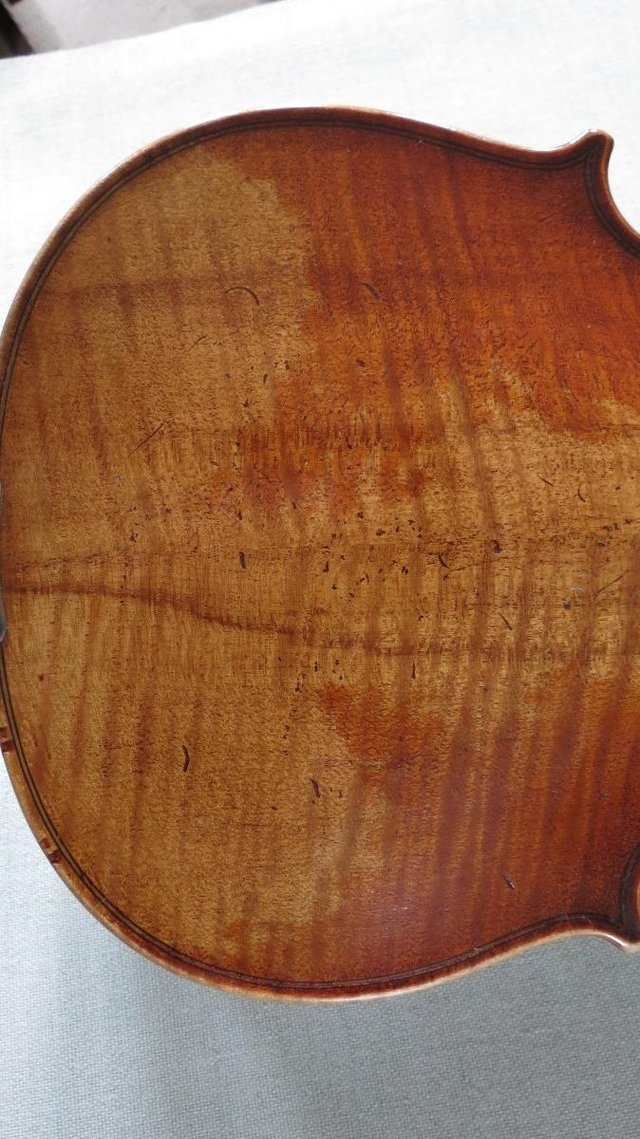 Image 7 of 4/4 Violin craftsman made modern instrument