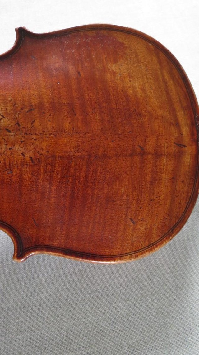 Image 13 of 4/4 Violin craftsman made modern instrument